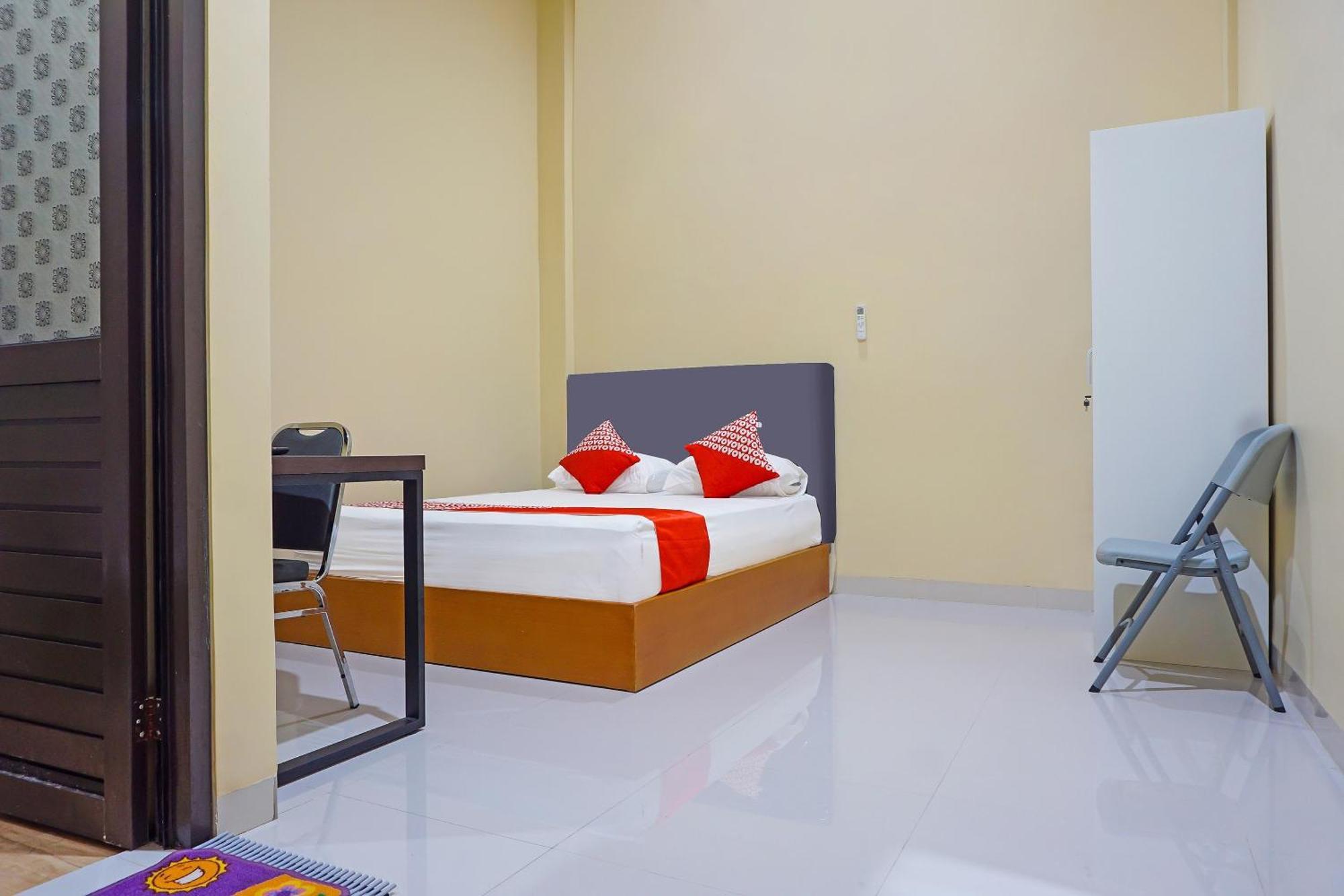 Oyo 91668 Anitha Syariah Makassar